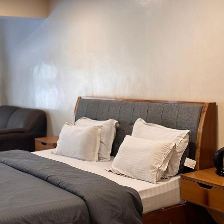 The Alpine Guest House Касоль Екстер'єр фото