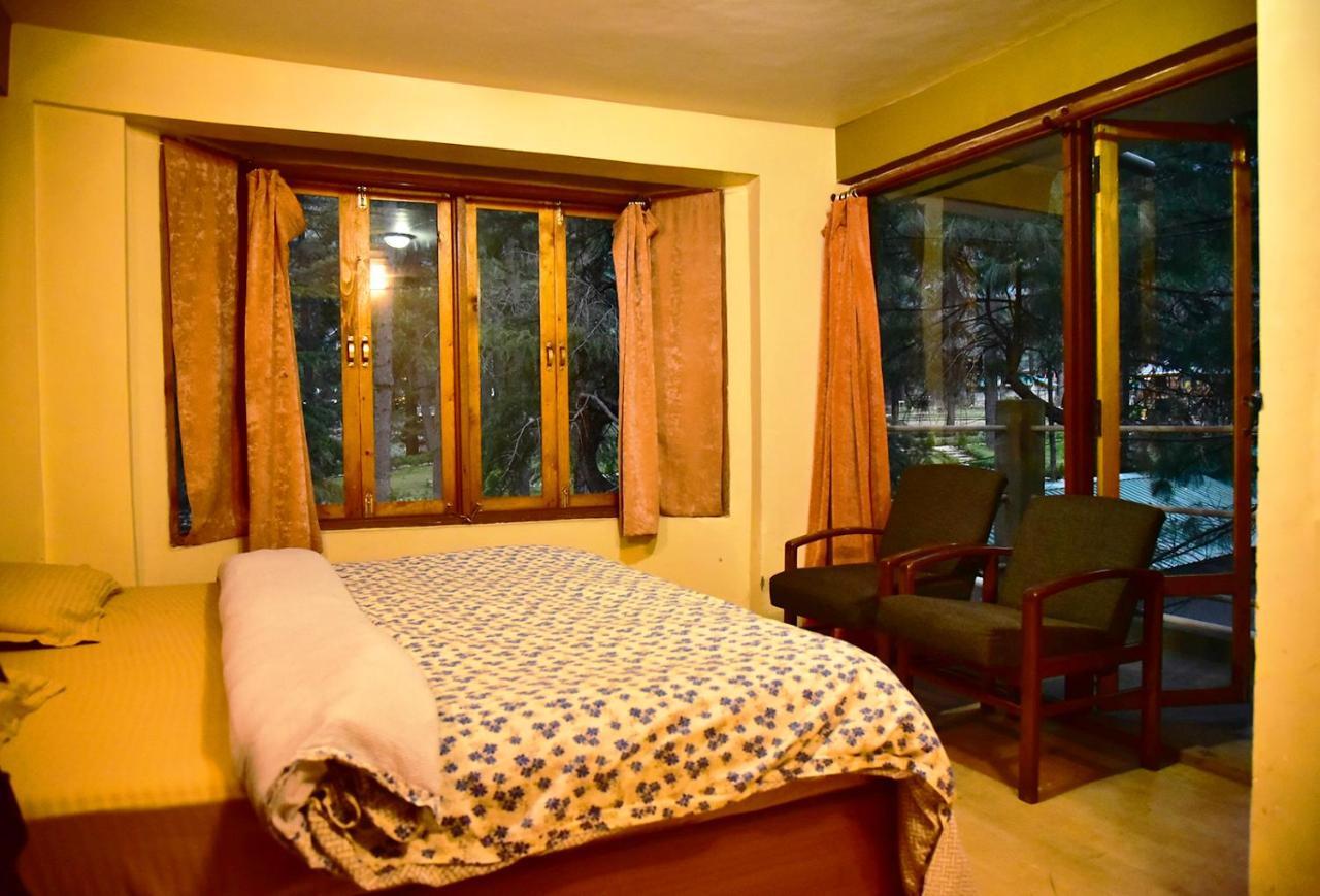 The Alpine Guest House Касоль Екстер'єр фото