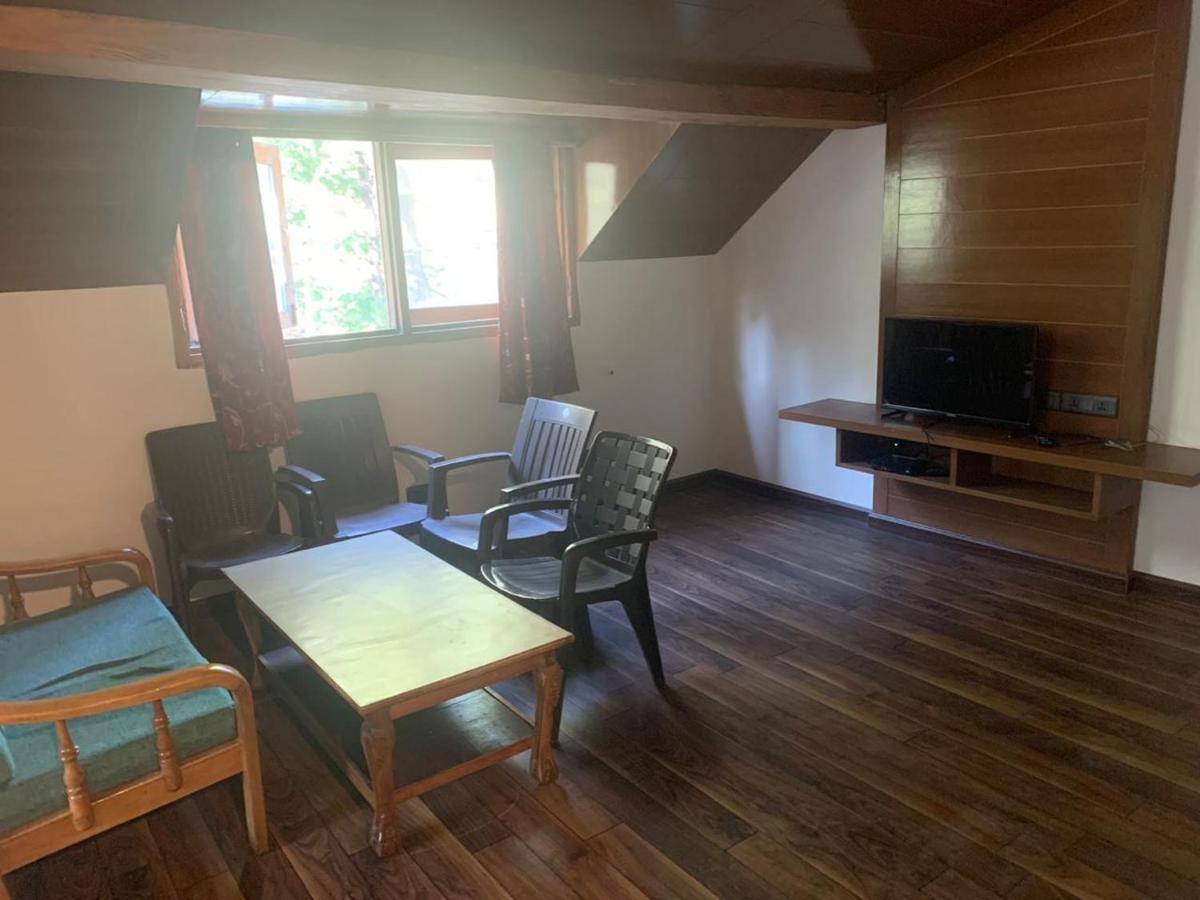 The Alpine Guest House Касоль Екстер'єр фото