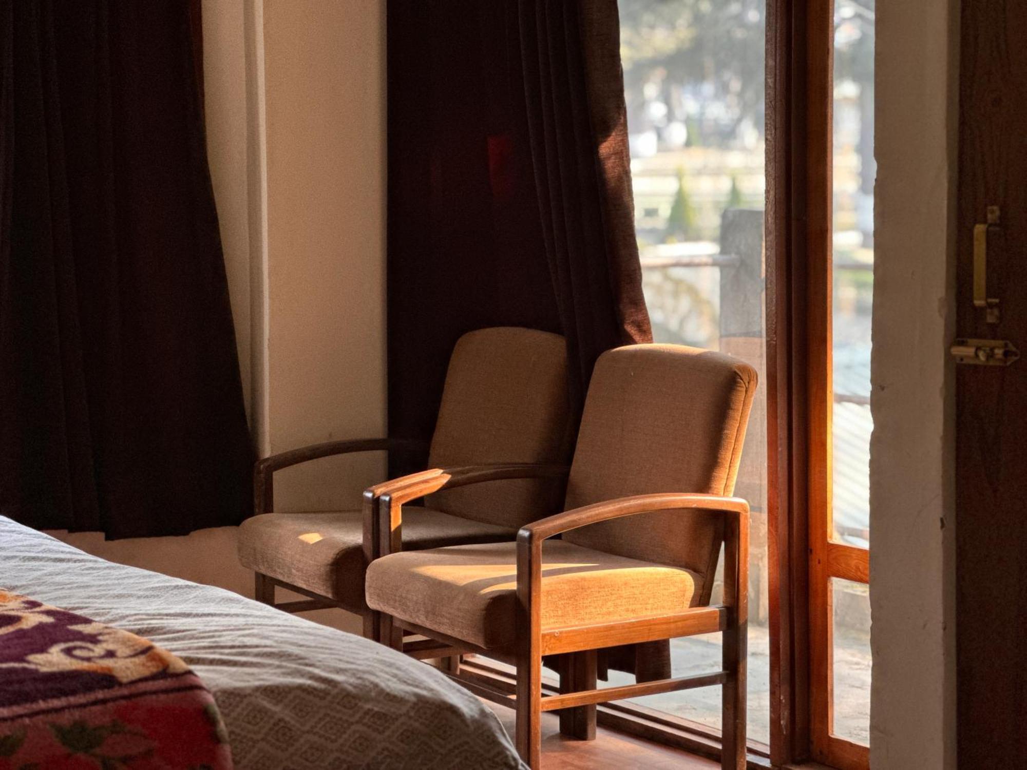 The Alpine Guest House Касоль Екстер'єр фото